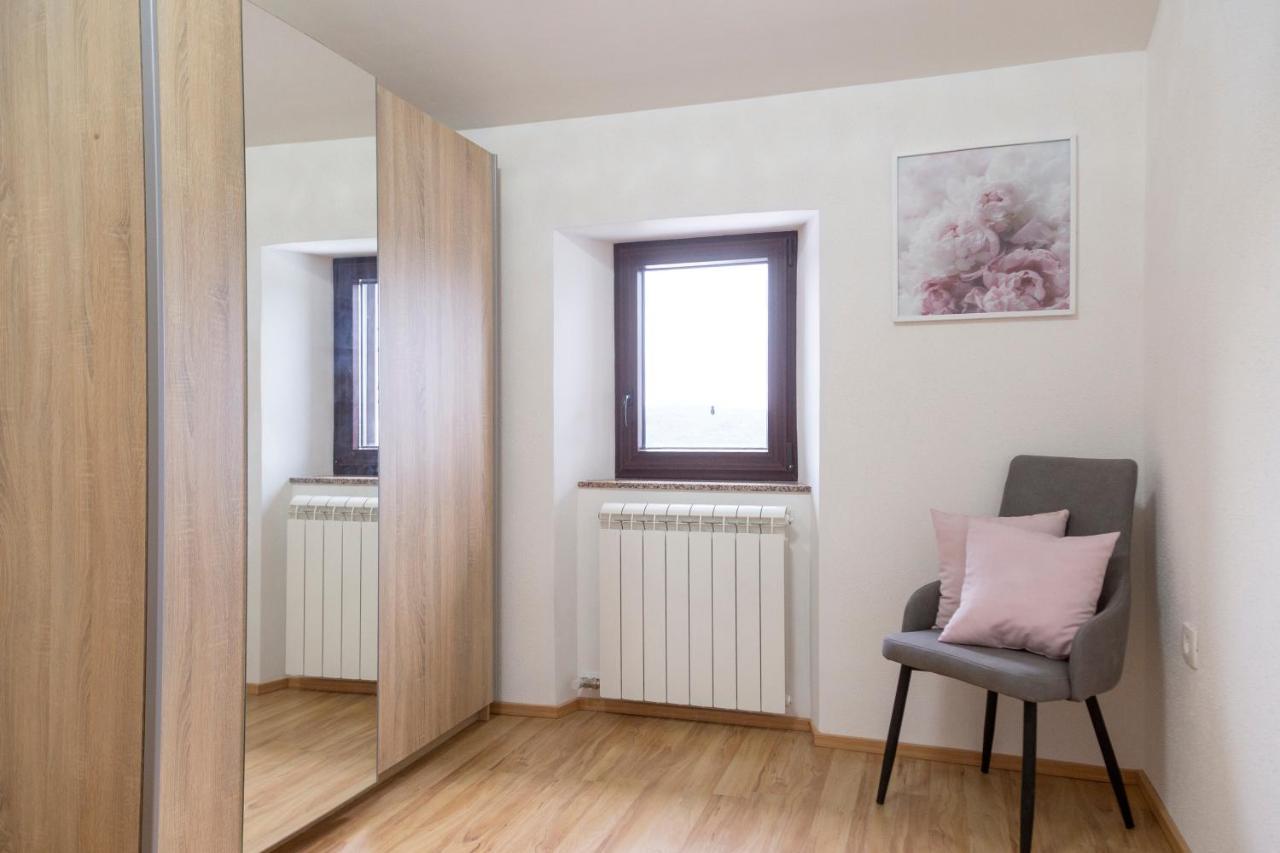 Apartments Milok Secovlje Exterior photo